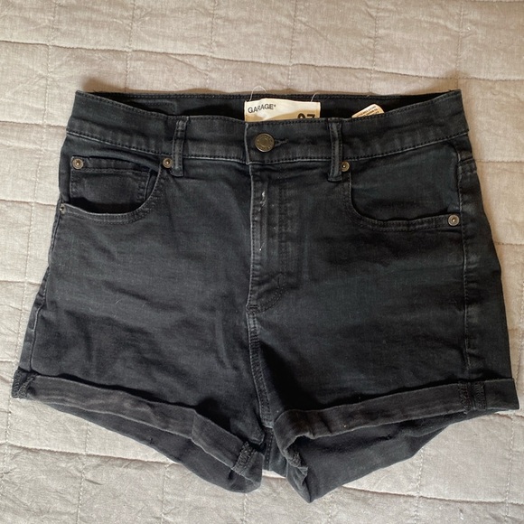 Black denim shorts. - Picture 1 of 3